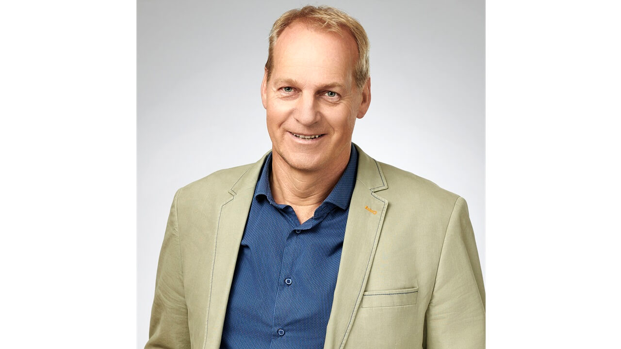 Dr. Dirk Augustin